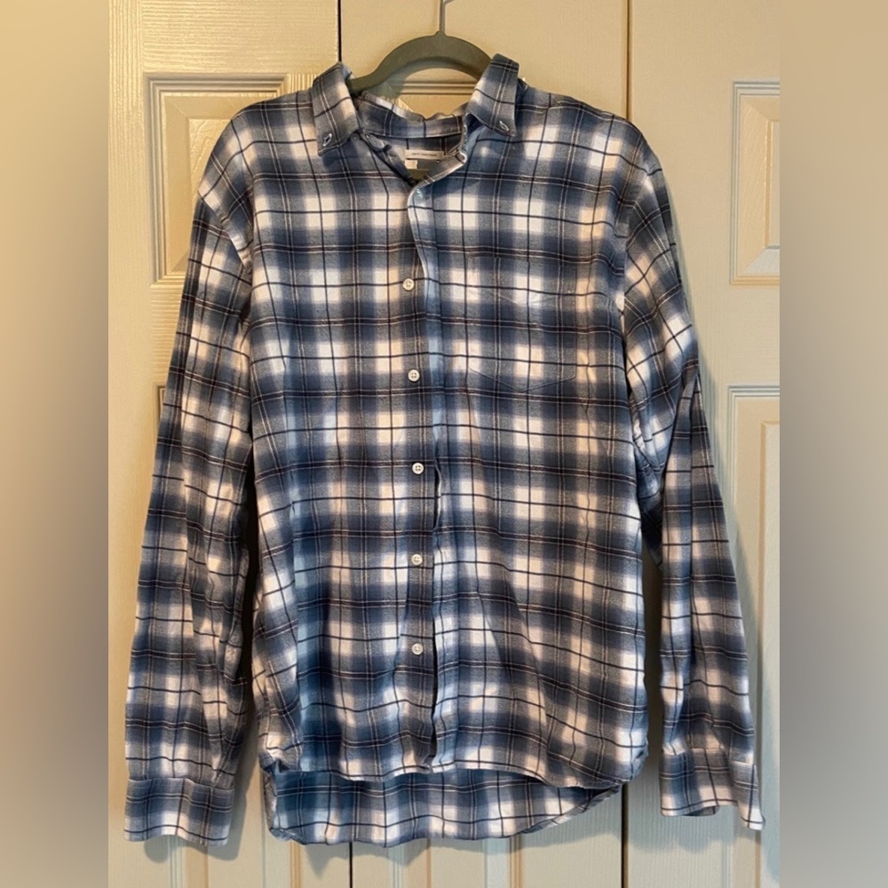 OLD NAVY Slim Fit Flannel Button Down Blue and White